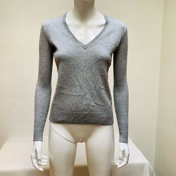 EVERLANE WOMENS GRAY Cashmere V Neck Fitted SWEATER XS - Picture 1 of 5